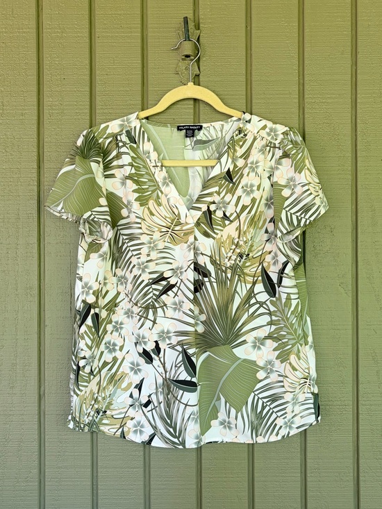 Hilary Radley Tops - Hilary Radley Tropical Print V-Neck Blouse Small CU5517-132 Palm Leaf EUC